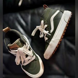 Kids Sk8-Hi MTE-1 Shoe Size 13